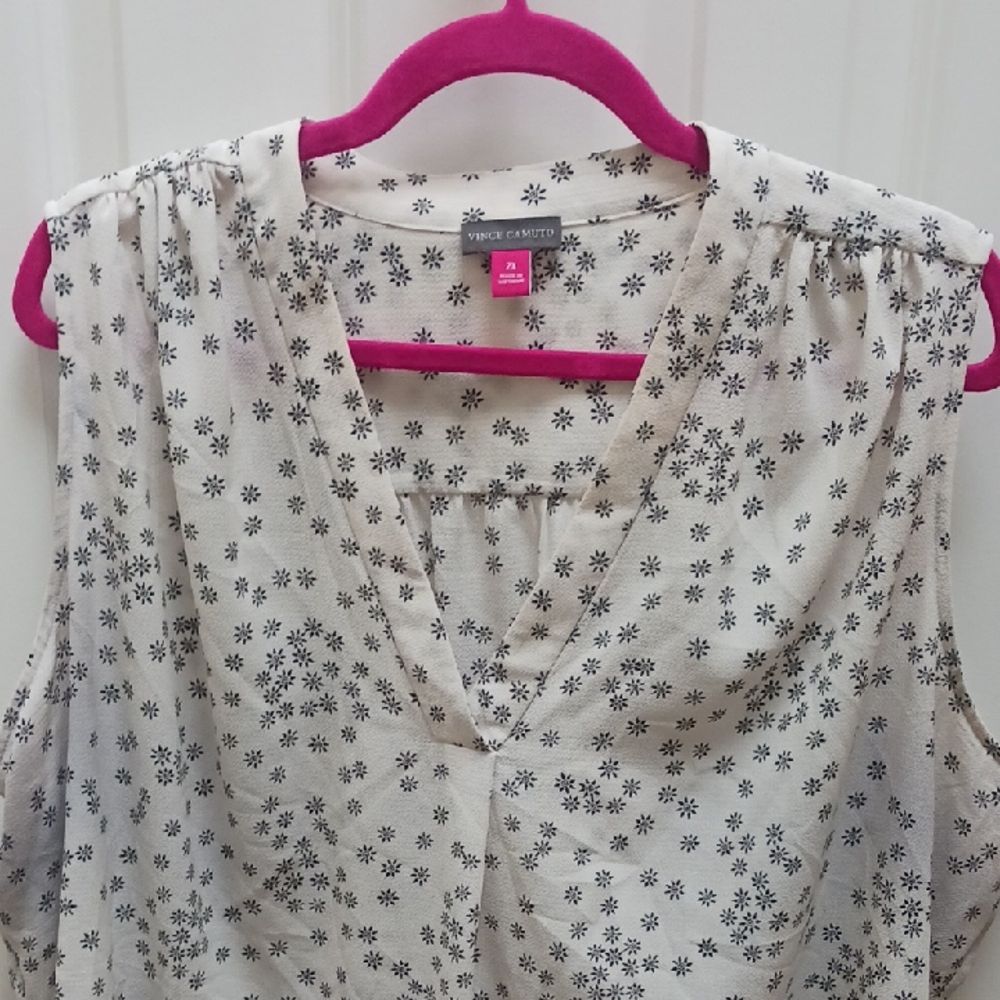 Vince Camuto Floral V-Neck Blouse - Cream and Black - Picture 3 of 8